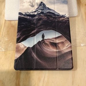 Caseble Kindle fire 10” case NWOT